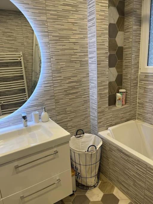 נואזי-לה-סק Appartement Cosy 6 Pers מראה חיצוני תמונה
