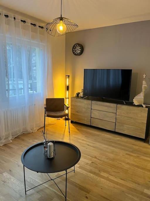 נואזי-לה-סק Appartement Cosy 6 Pers מראה חיצוני תמונה